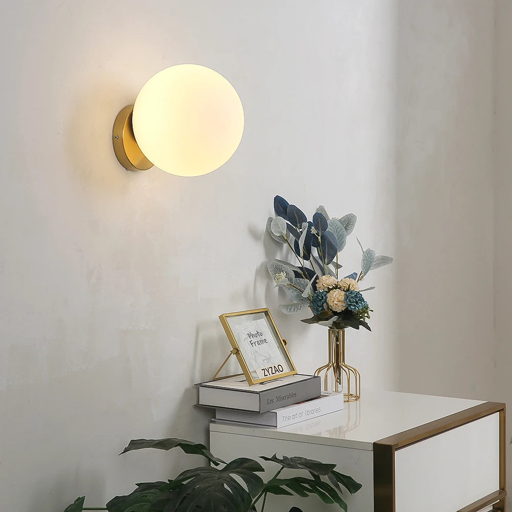 Applique Globe Opaline Séraphin — Applique Maison Lumen (4)