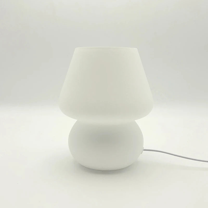 Lampe Soucoupe Opaline Verte Émilienne — Lampe à poser Maison Lumen (7)