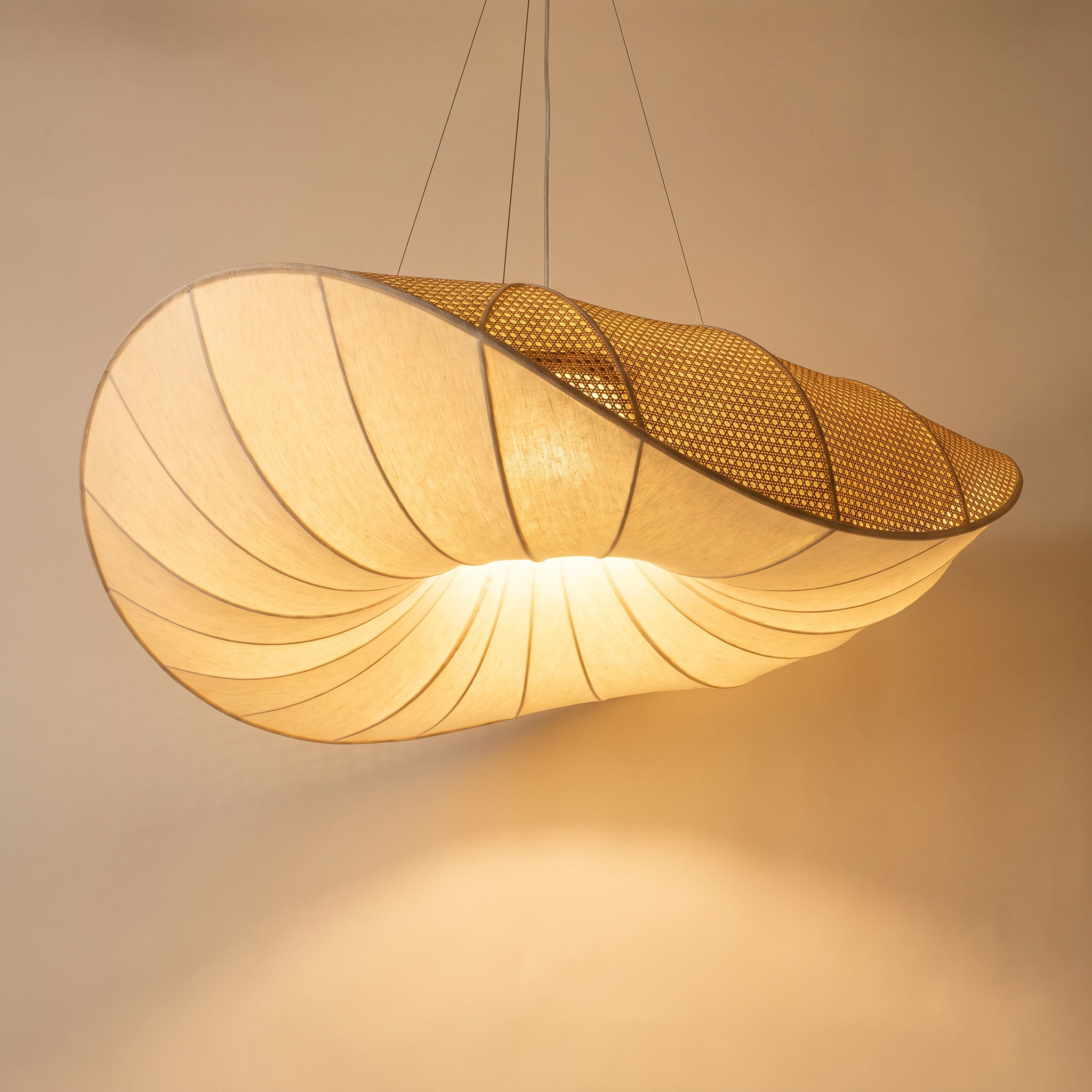 Voile — Lustre vague en tissu plissé drapé